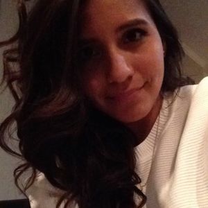 Meet your Posher, Paola